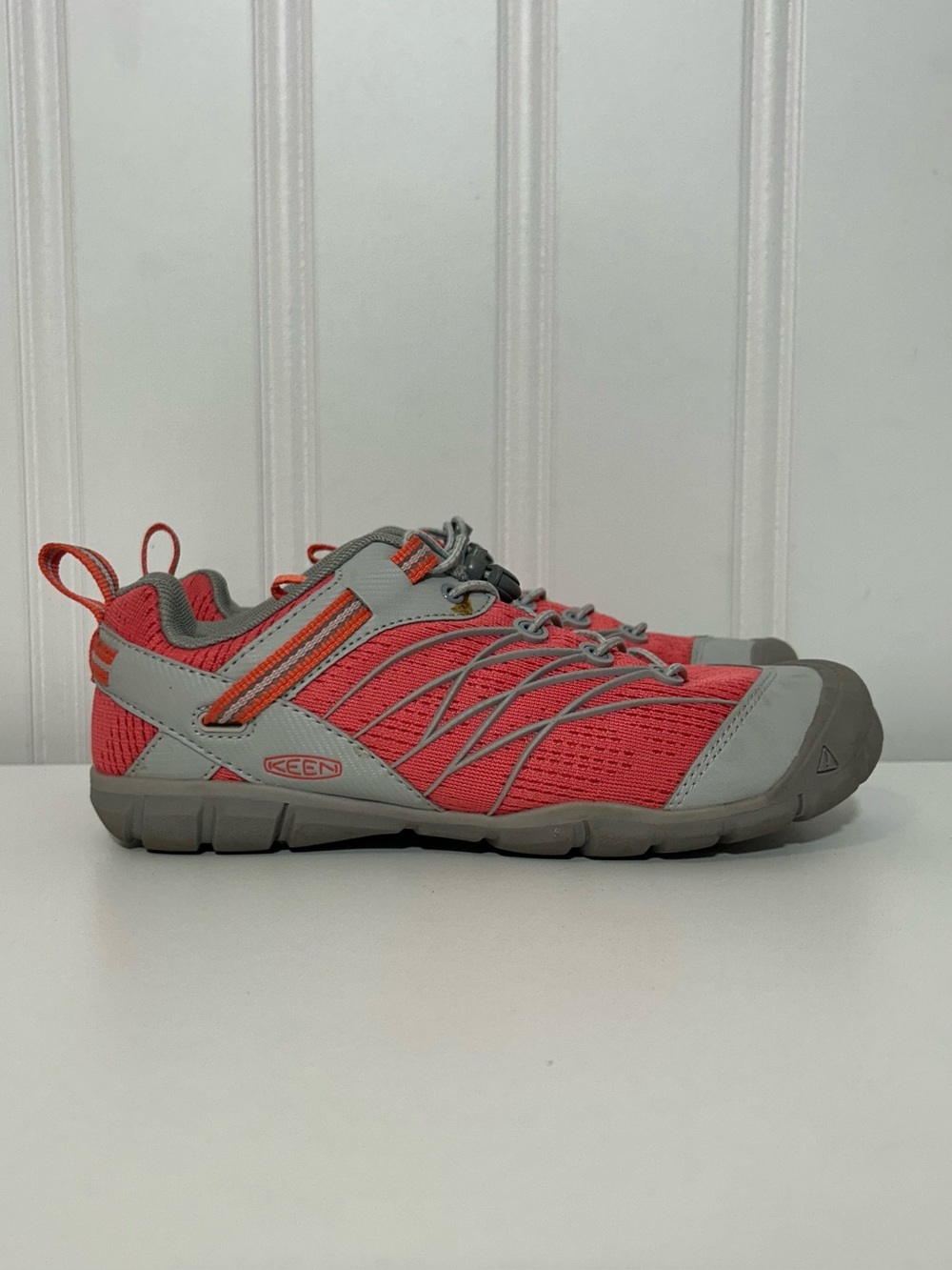 Keen chandler Kids Coral/Gray pink Water Shoes